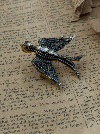 Ziya Brooch