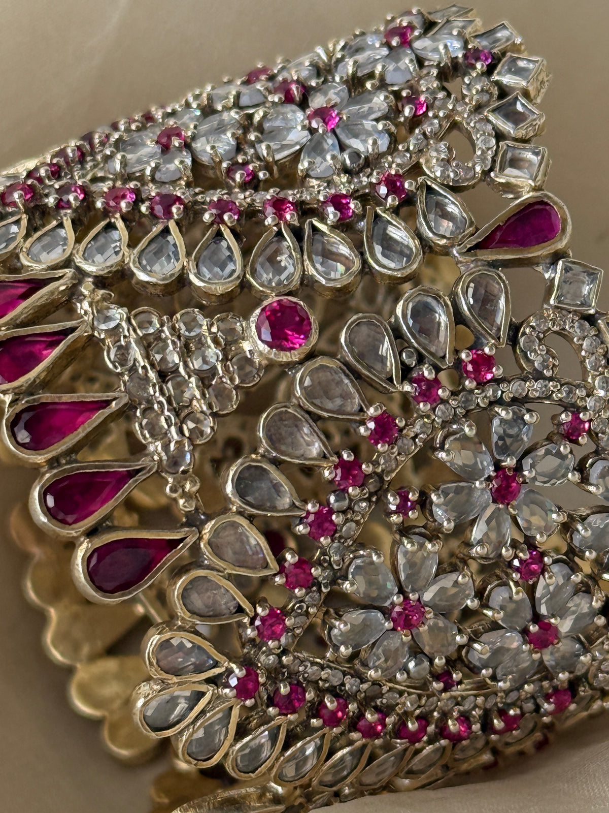 Faiza Cuff