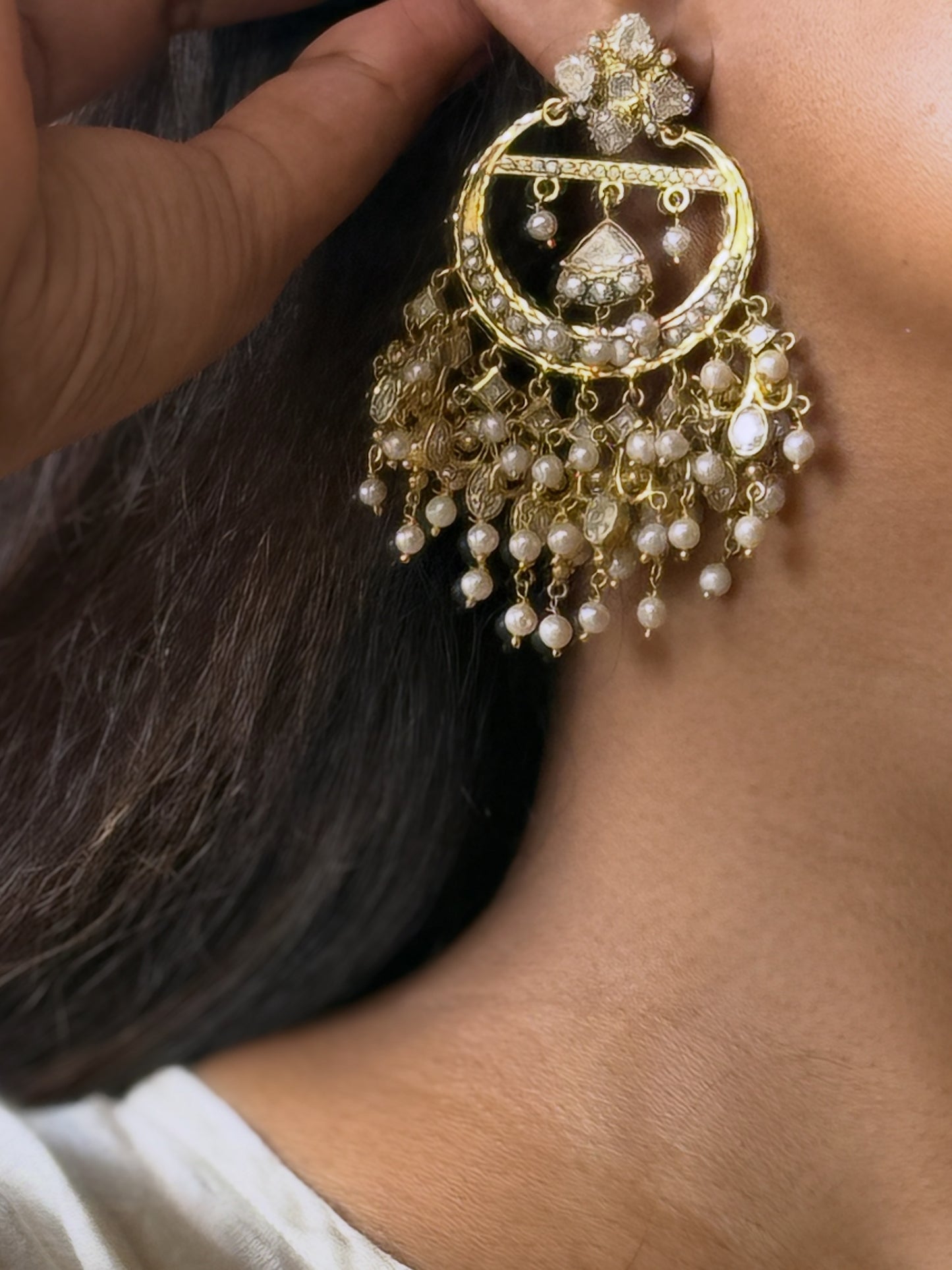 Anas Earrings