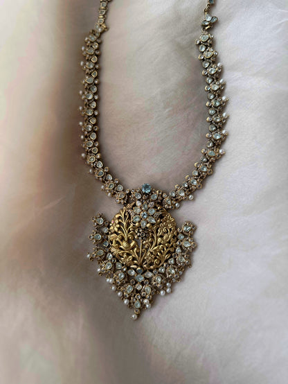 Liyana Necklace