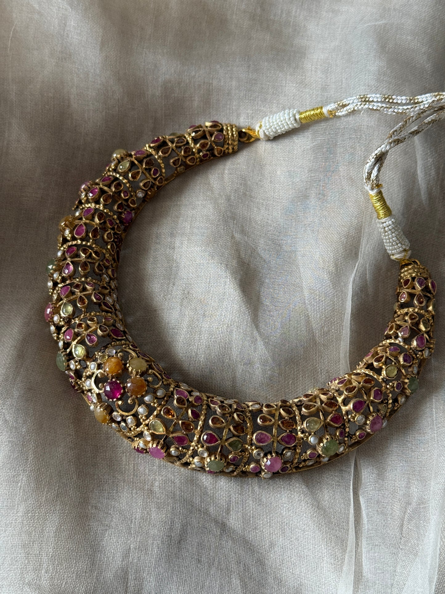 Nyra Choker