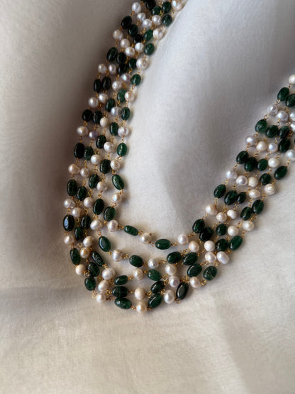 Advika Necklace