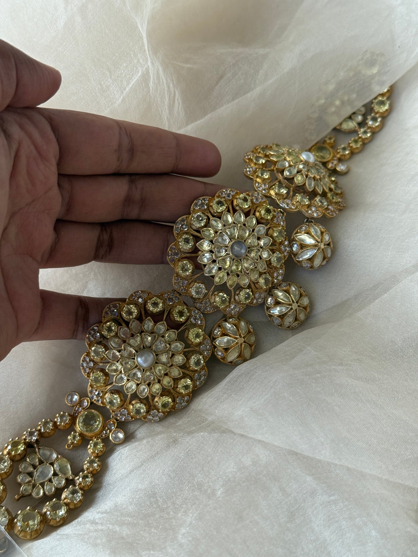 Shazia Choker