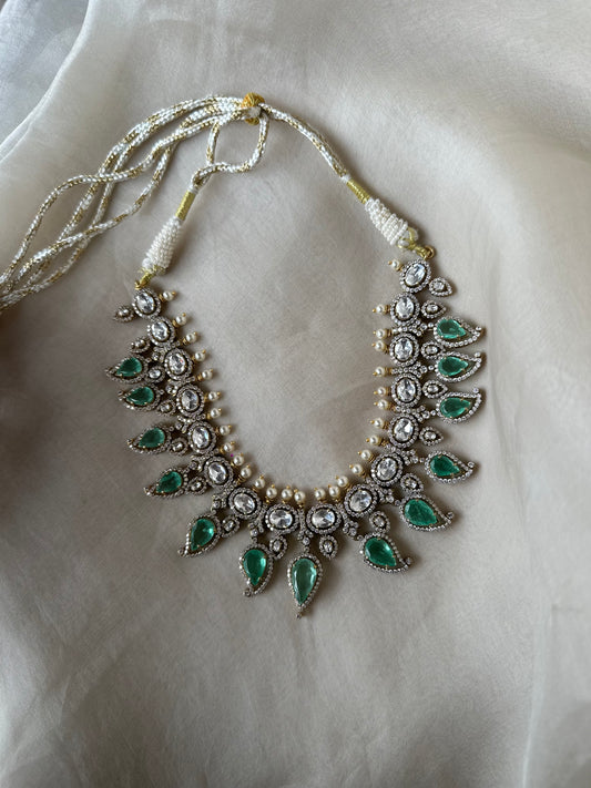Saira Necklace