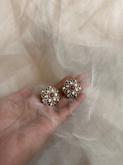 Olivia Studs