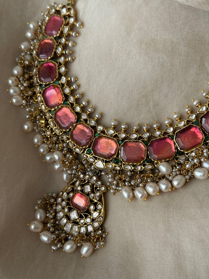 Nainika Necklace Set