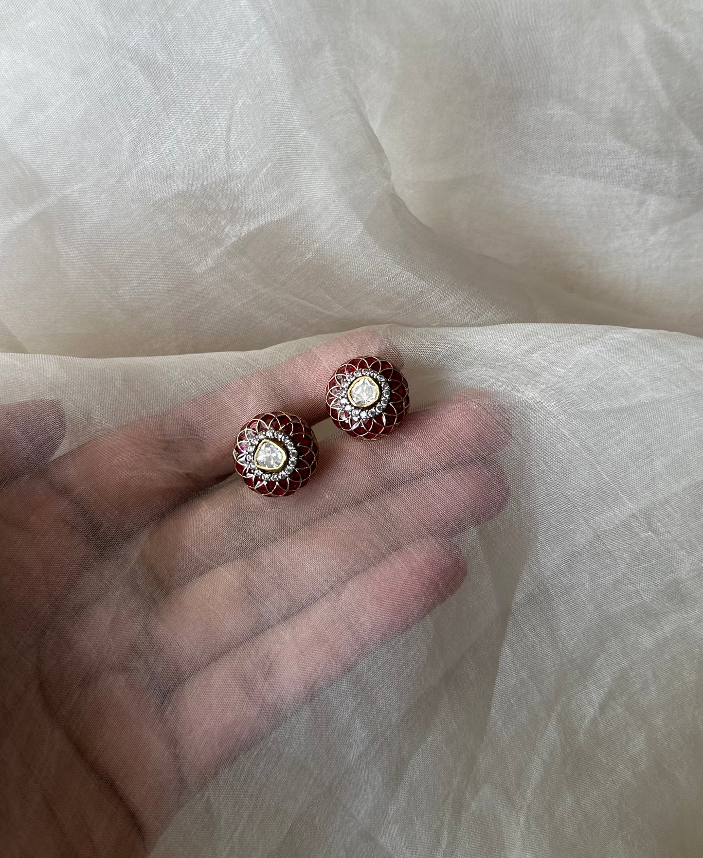 Mia Studs