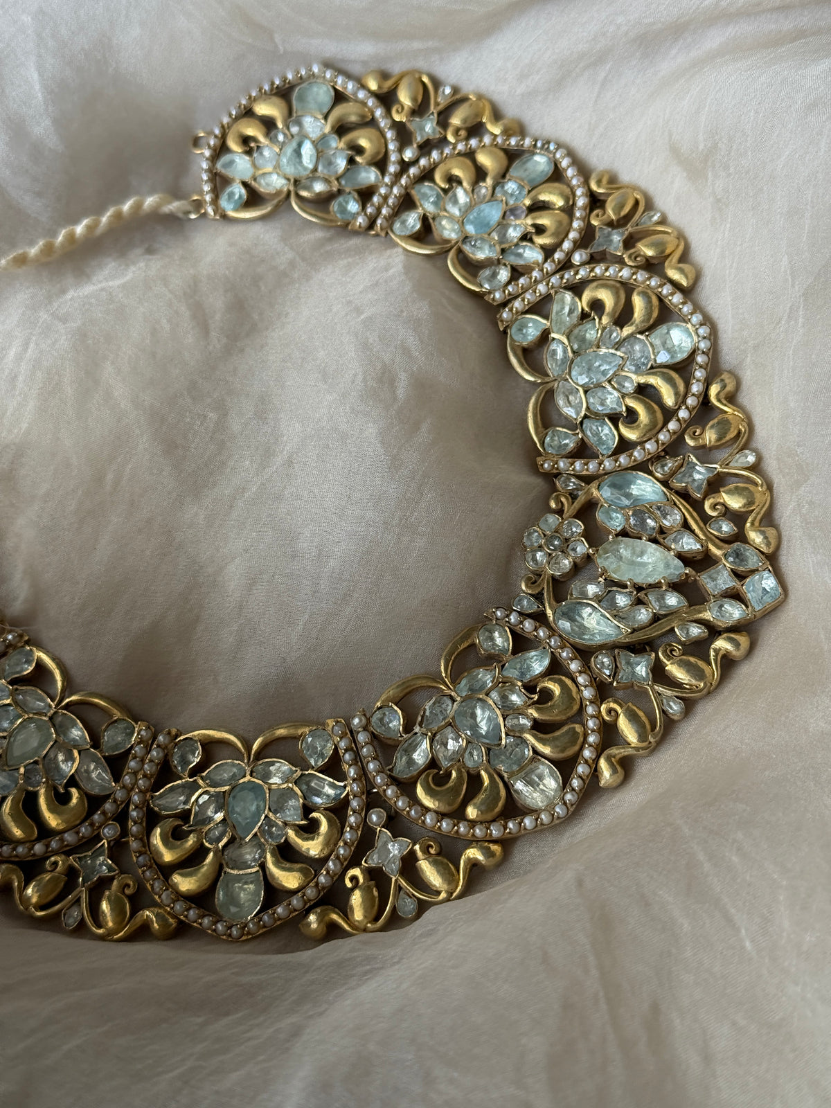 Liyana Necklace Set