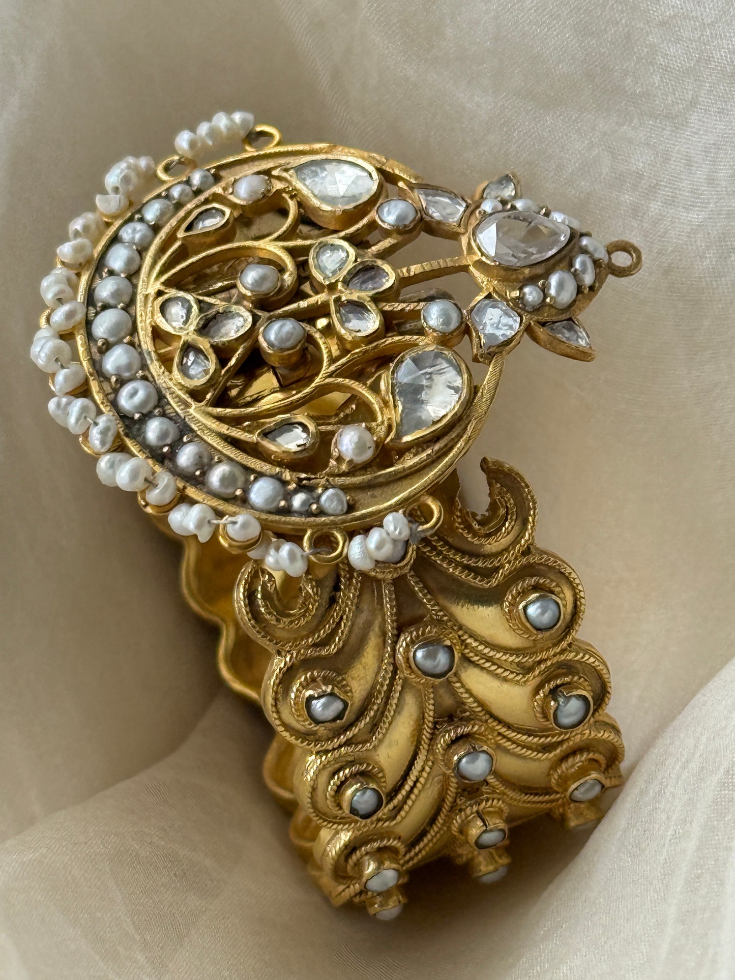 Hina Cuff