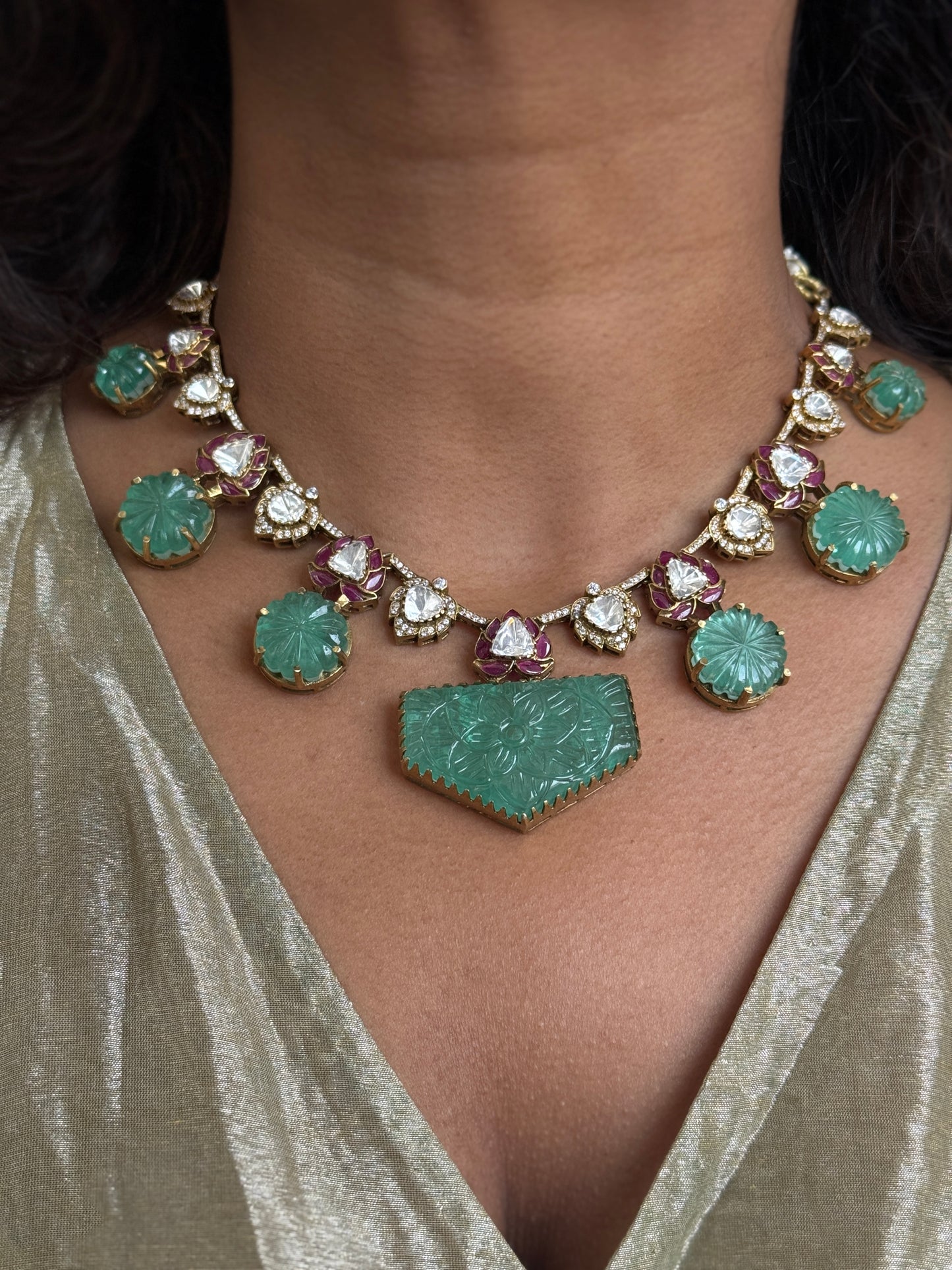 Mumtaz Necklace Set