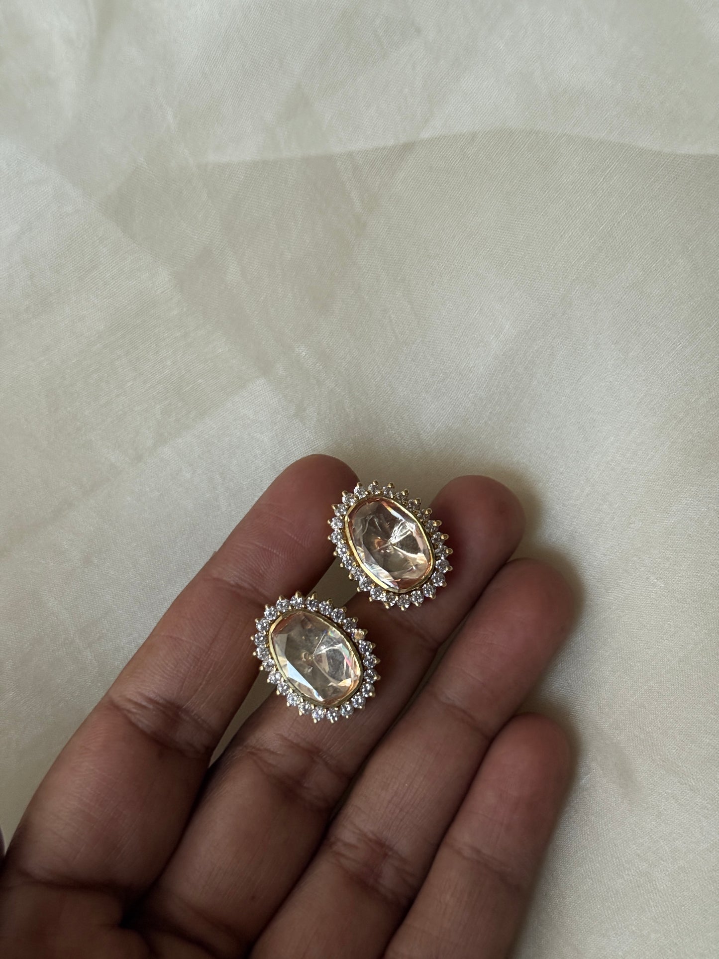 Elsa Studs