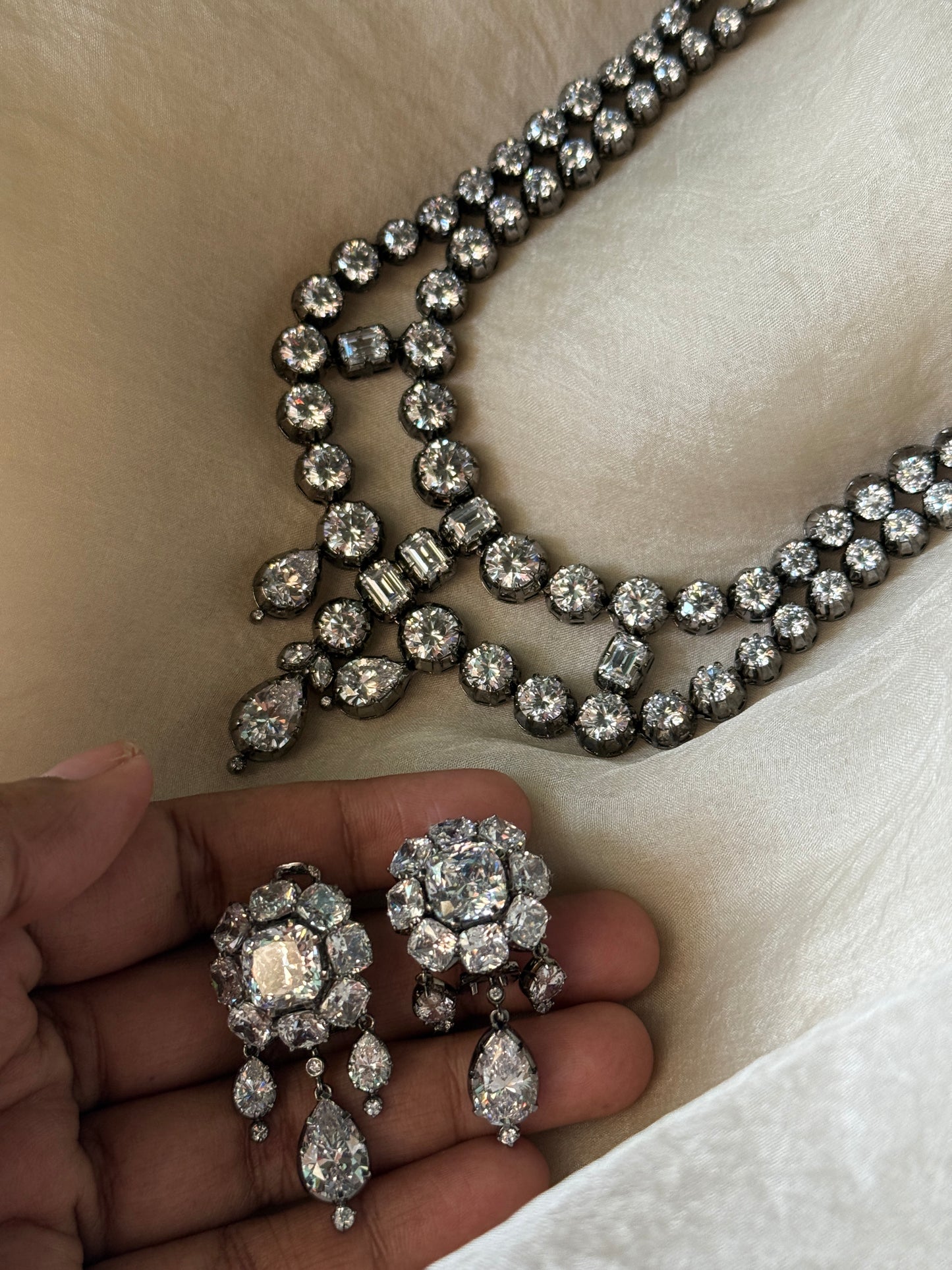 Eleanor Necklace Set