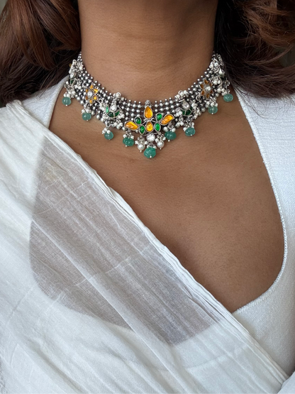 Sayura Choker
