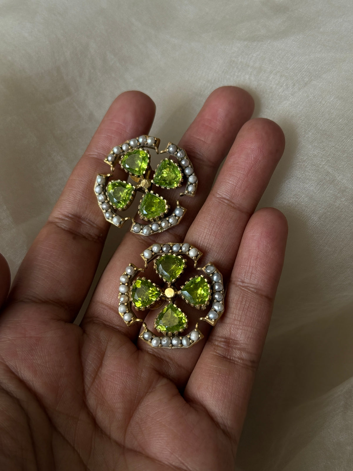 Livya Studs