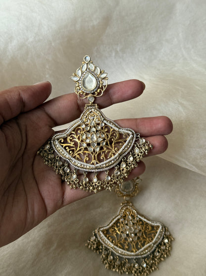 Mehnaz Earrings