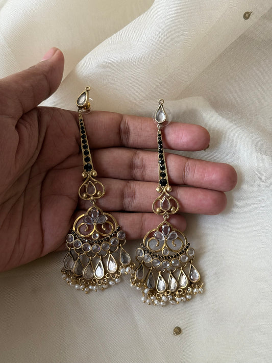 Riya Earring
