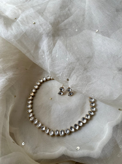 Ria Necklace