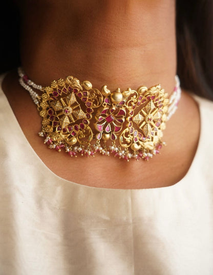 Mehek Choker