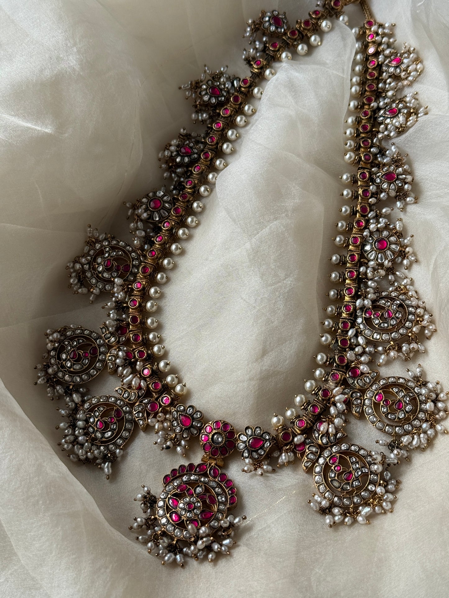 Namrata Guttapusalu Necklace
