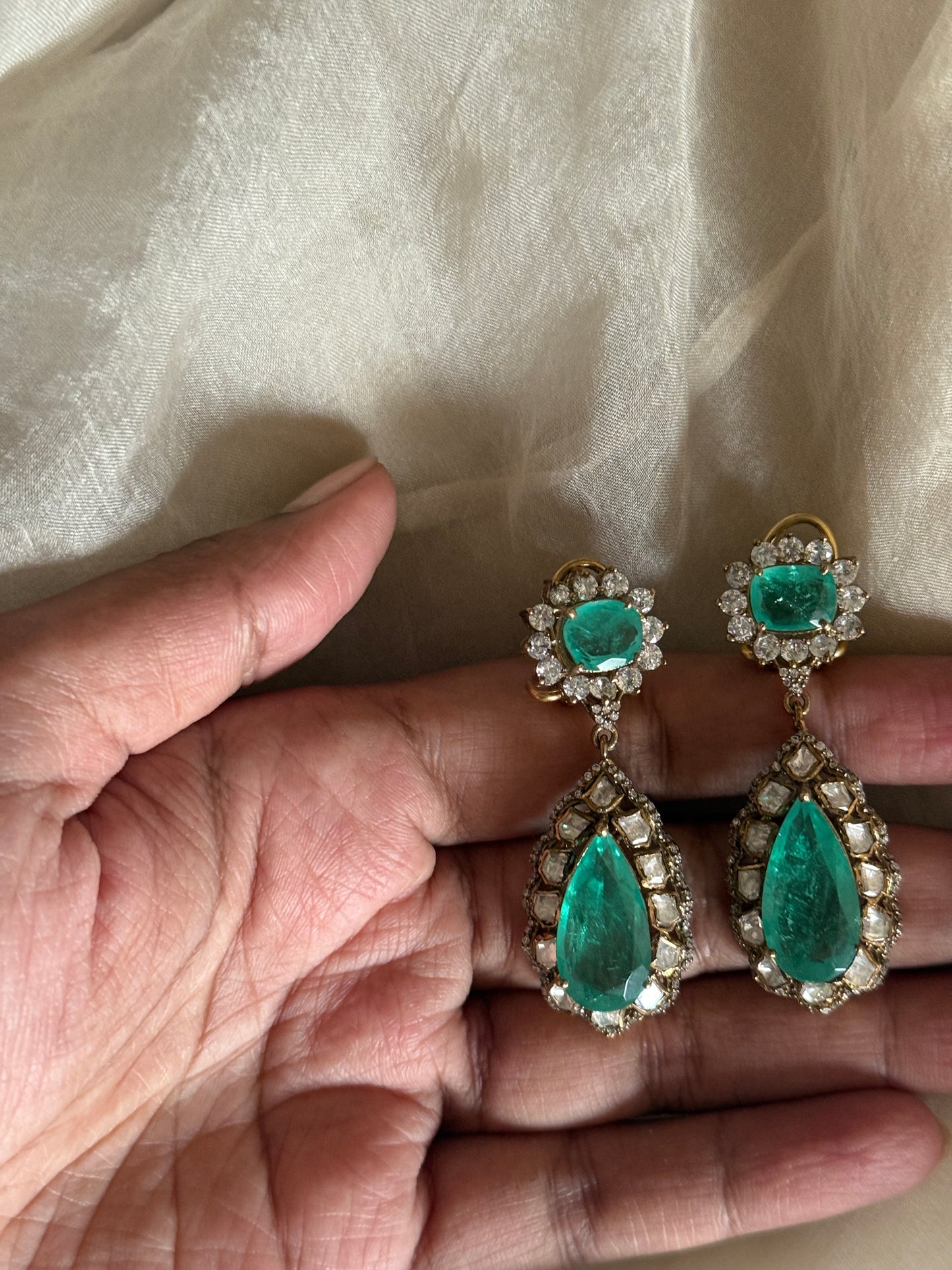 Inara Necklace Set