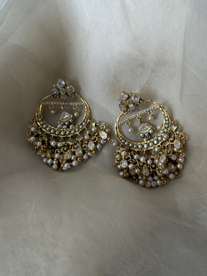 Anas Earrings