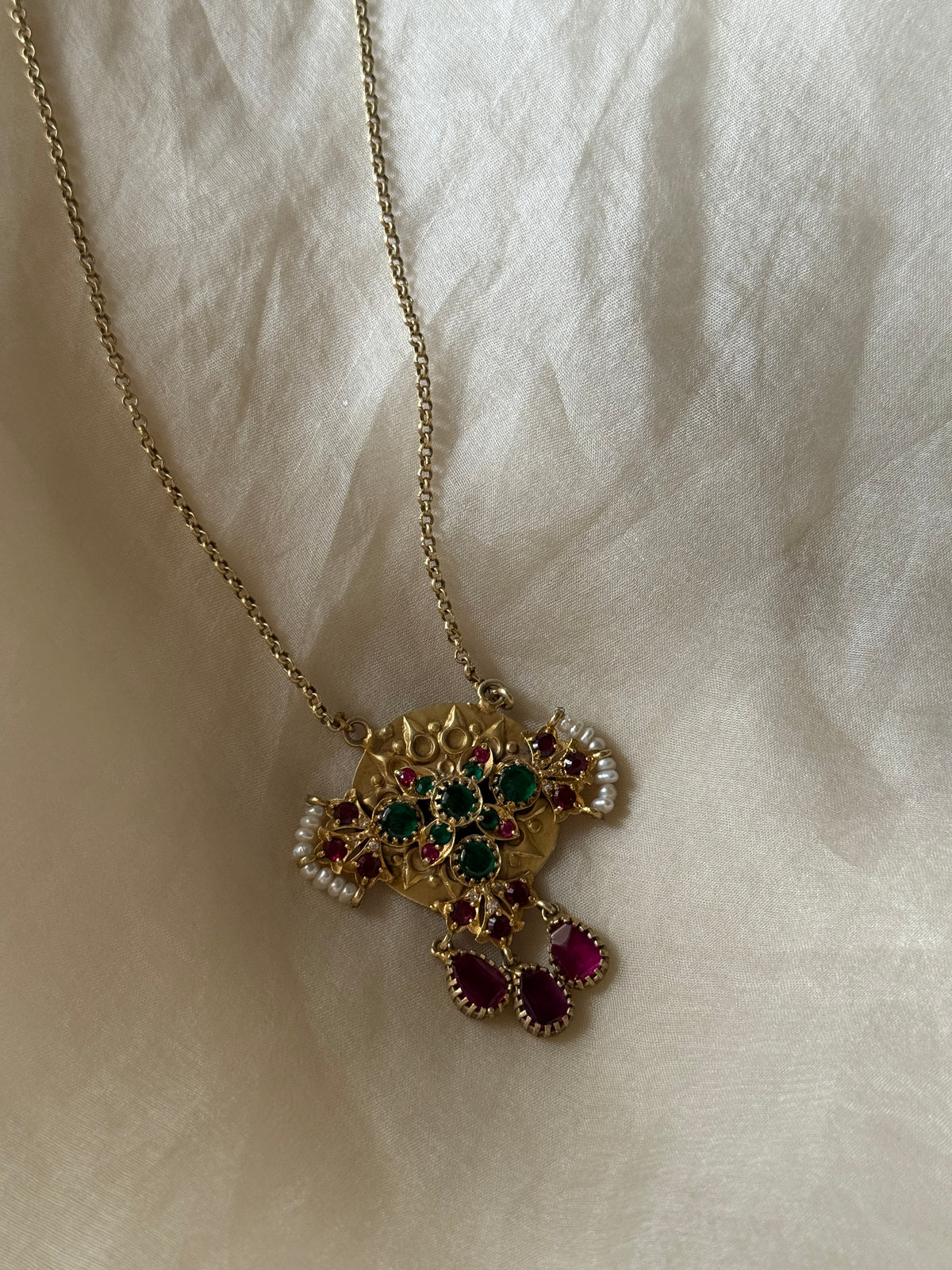 Anviya Pendant