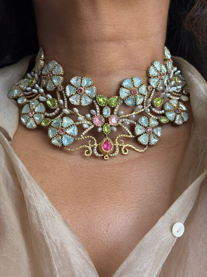 Shahana Choker