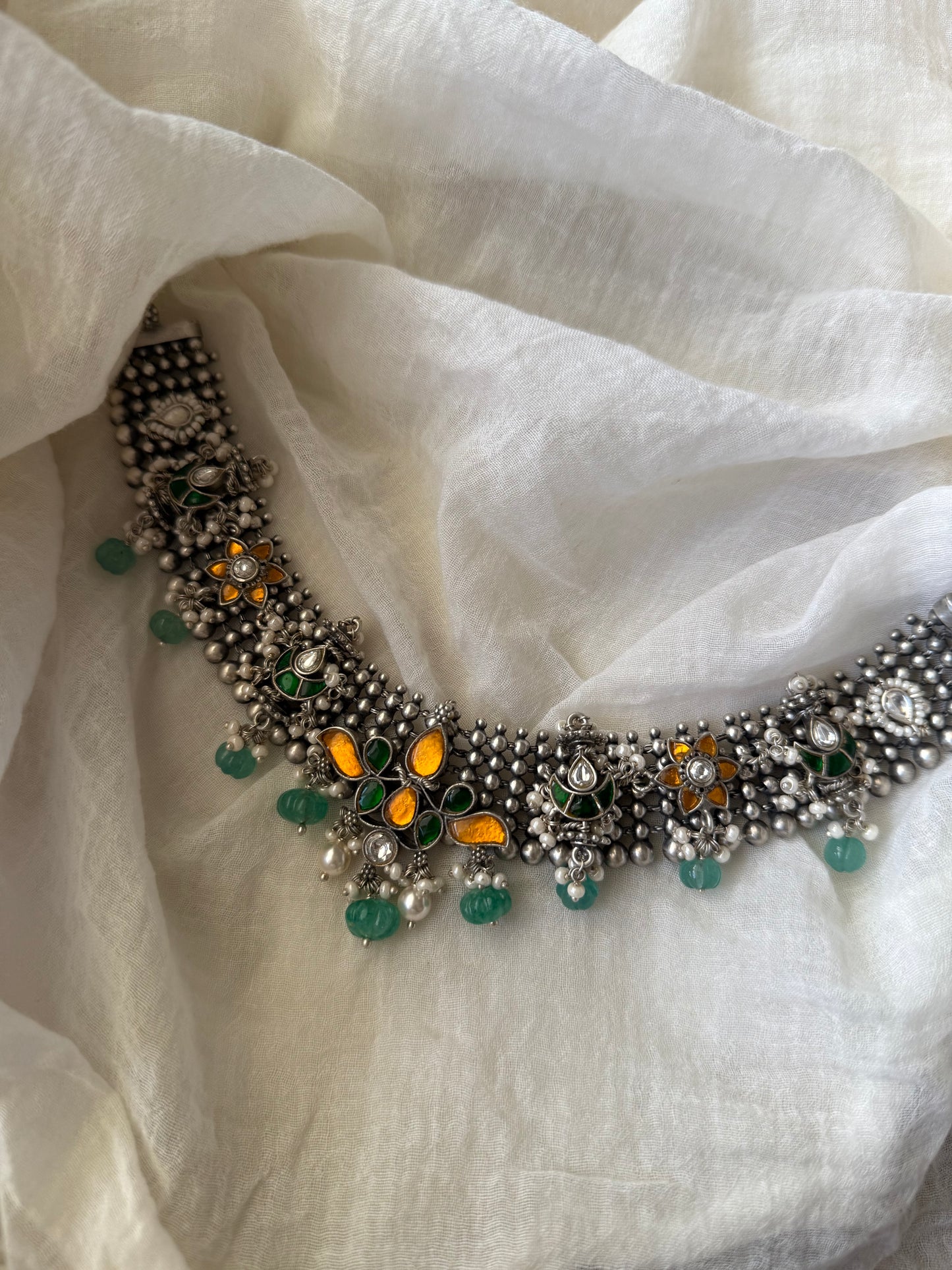Sayura Choker