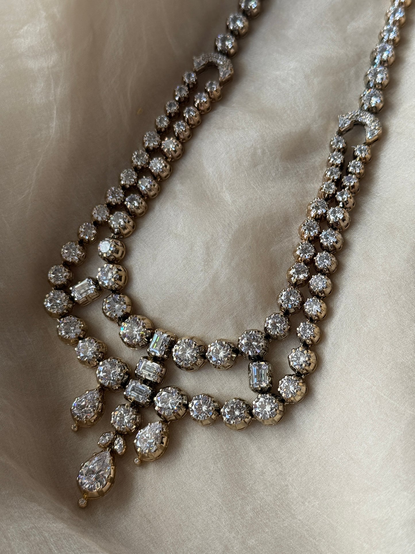 Aurelia Necklace Set