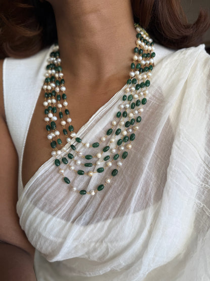 Advika Necklace