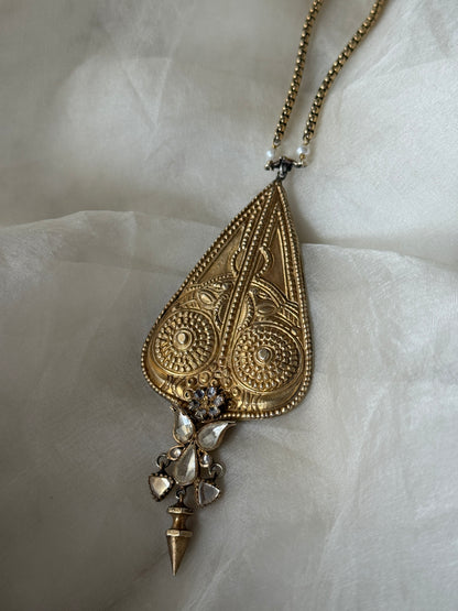 Vivanya Pendant