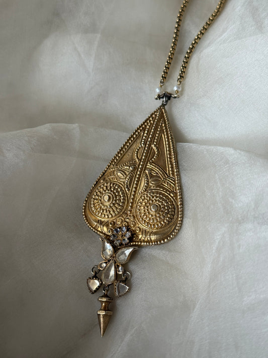 Vivanya Pendant