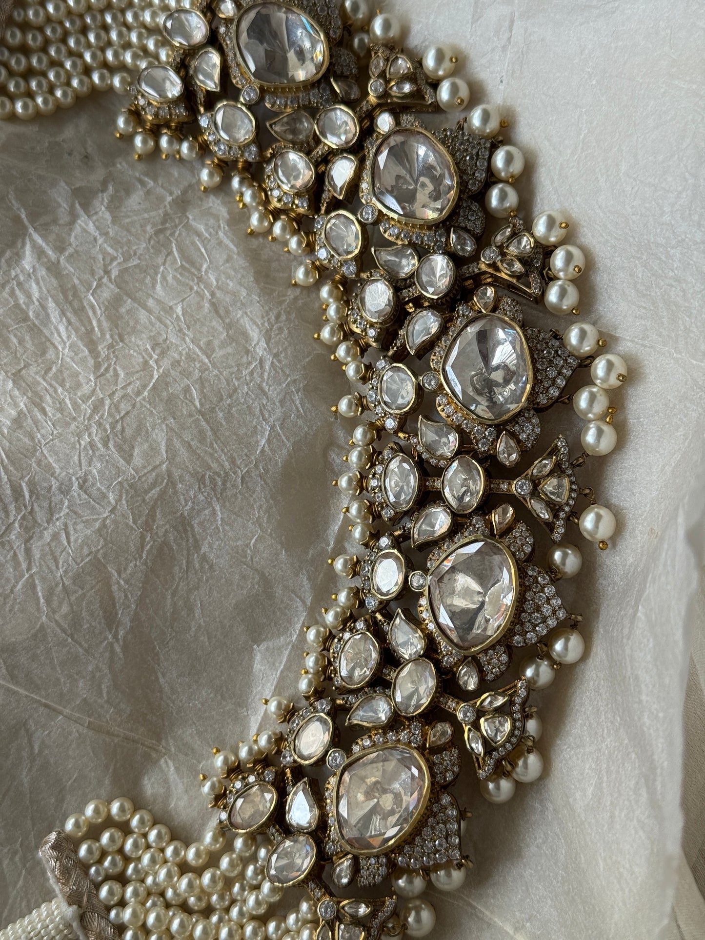 Ishani Necklace Set (Includes Earrings)