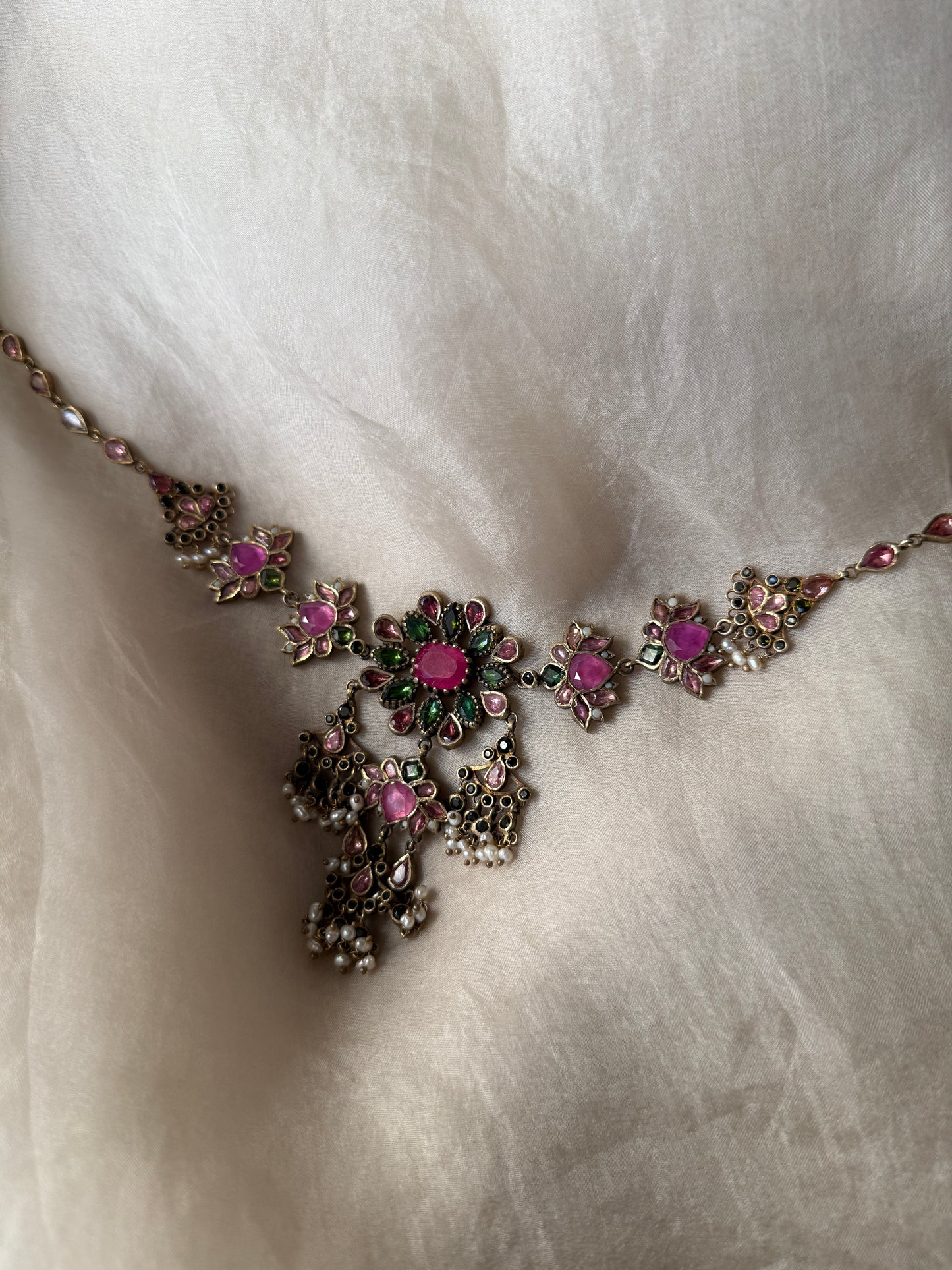 Kiara Choker