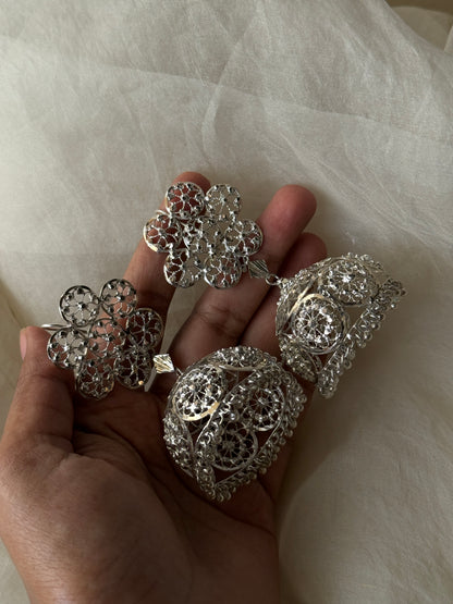 Sama Earrings