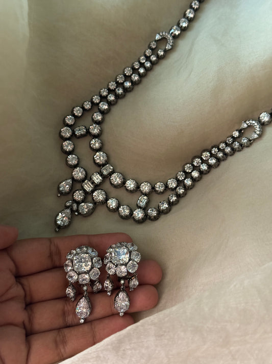 Eleanor Necklace Set
