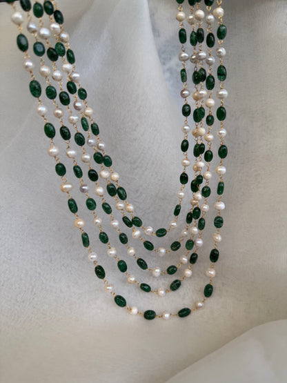 Advika Necklace