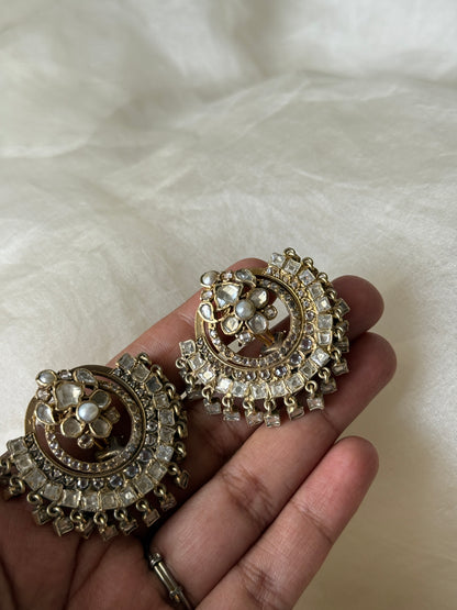 Reva Studs