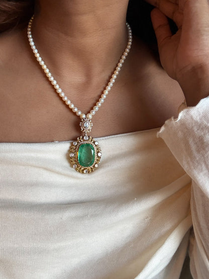 Esme Pendant