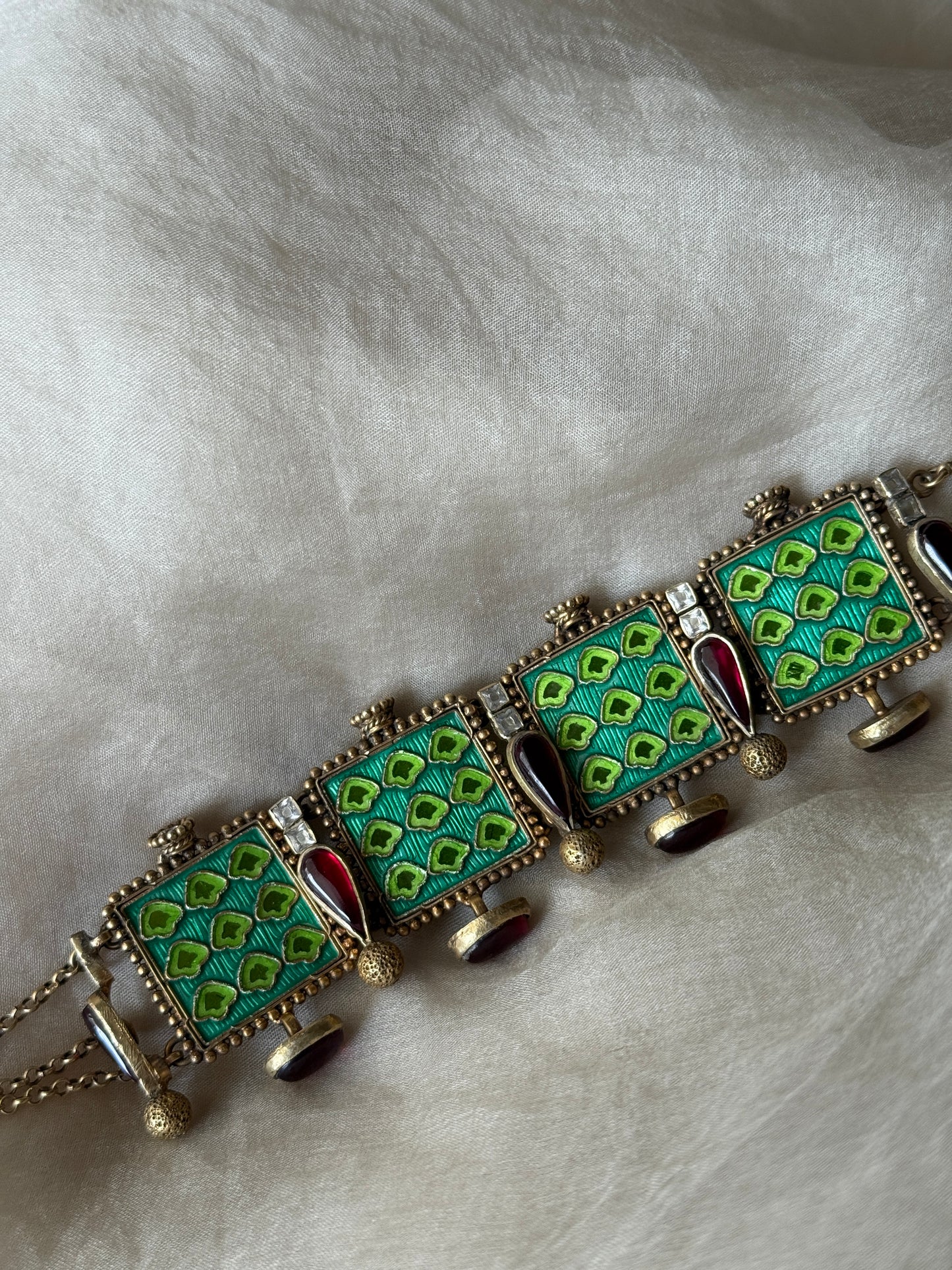 Kaira Choker