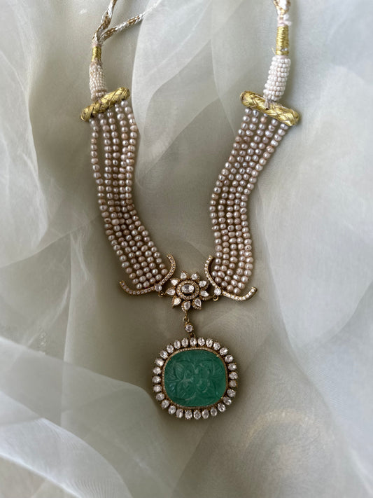 Sunayna Necklace