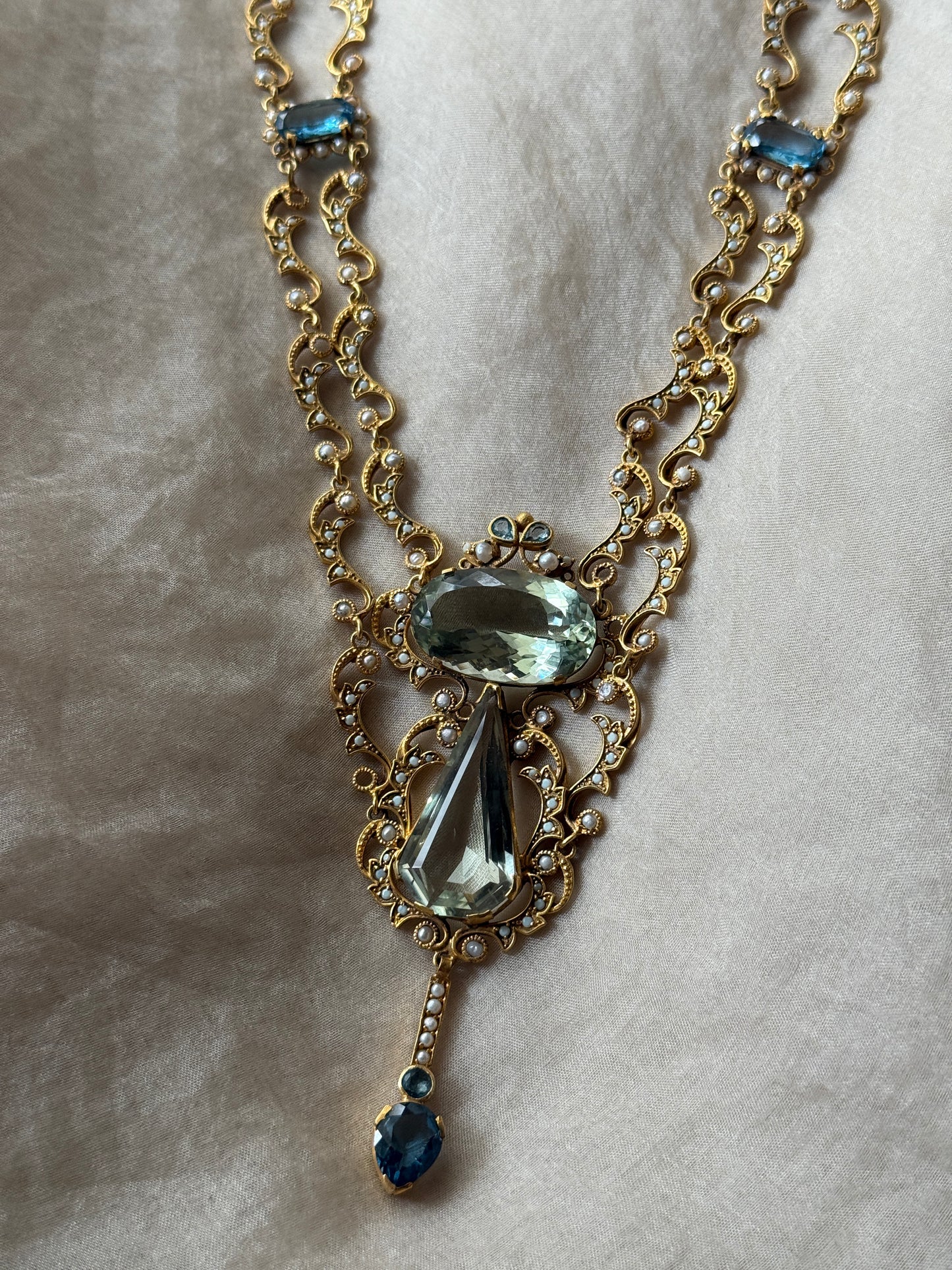 Dina Necklace