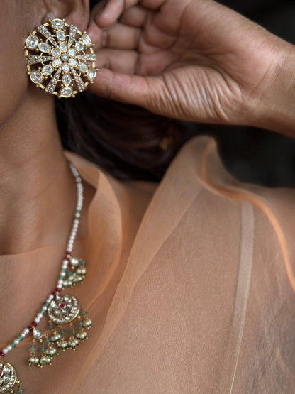Zahara Studs