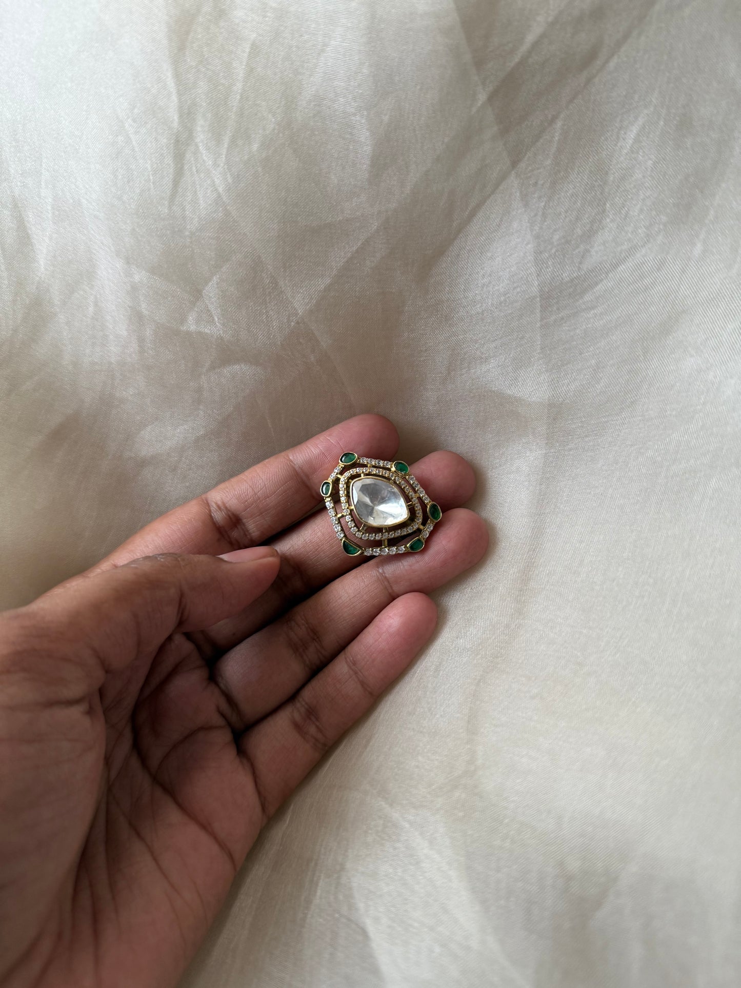 Laika ring