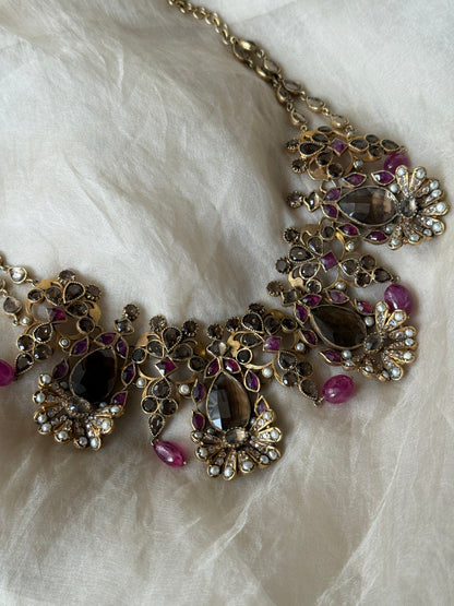Heer Necklace