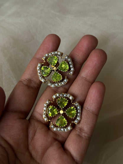 Livya Studs