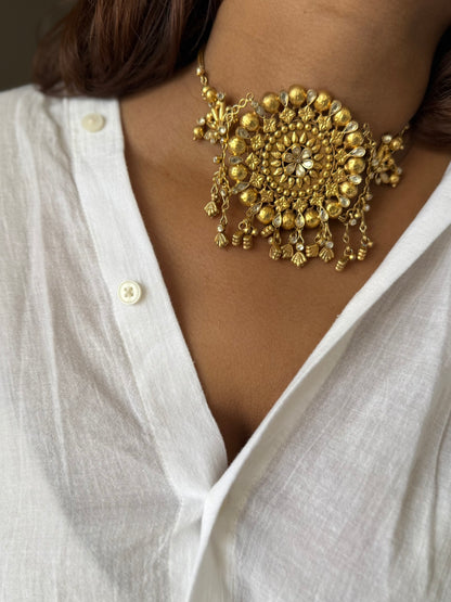 Faiza Choker