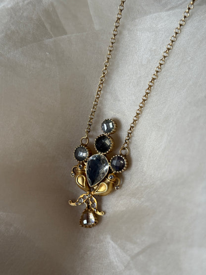 Trishaya Pendant