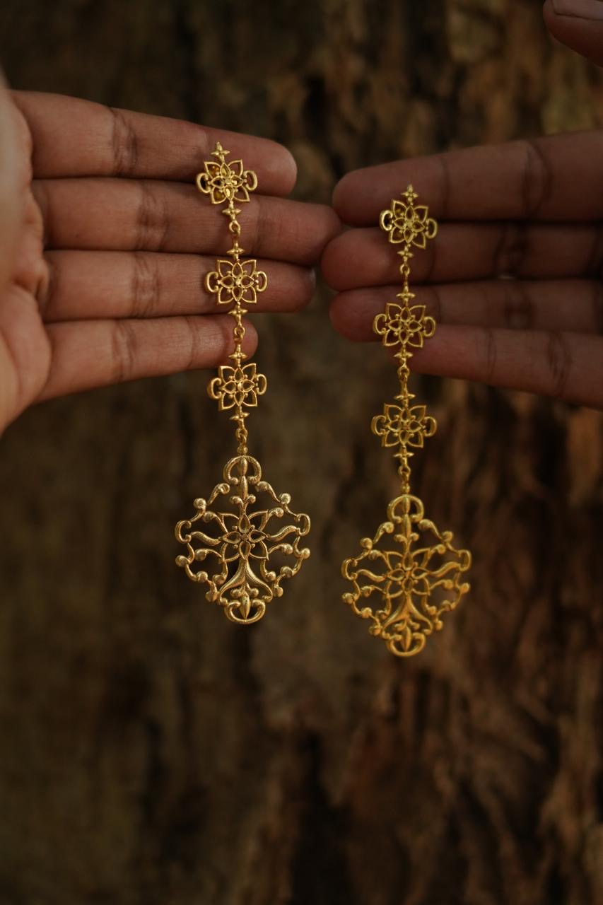 Pinar Earrings