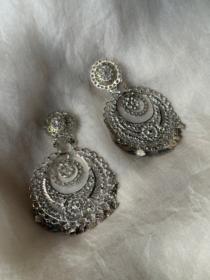 Zoya Earrings